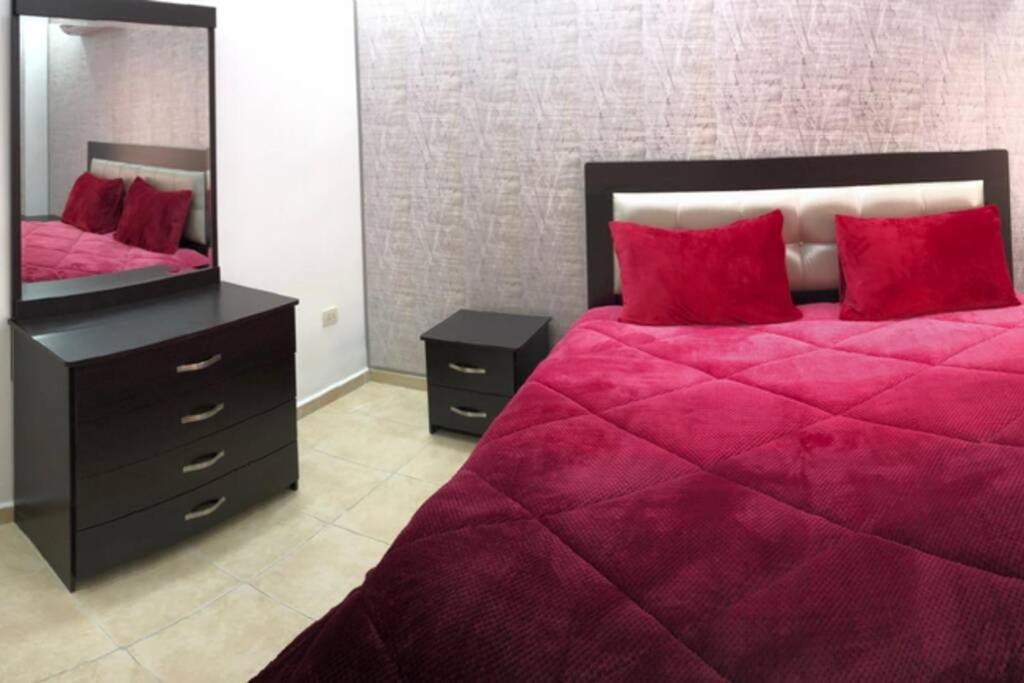 Apt 4 Rent/A Quiet Neighborhood Close To Services Аман Екстериор снимка